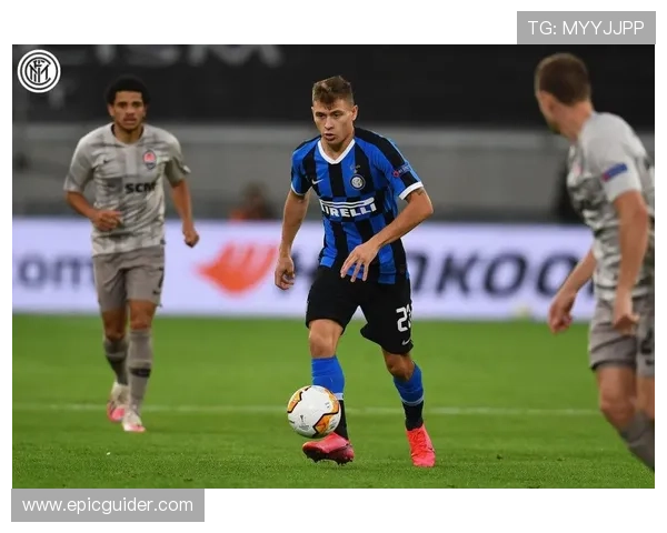 秘鲁队进攻套路解析：近期战术组织与推进方式分析