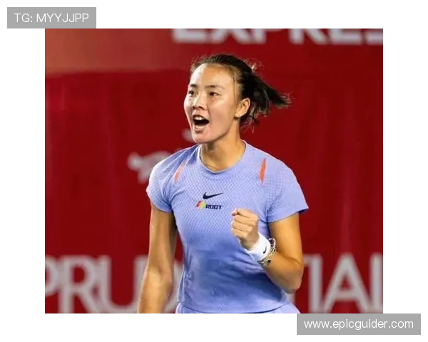 袁悦训练完直接拎爱马仕去吃夜宵？